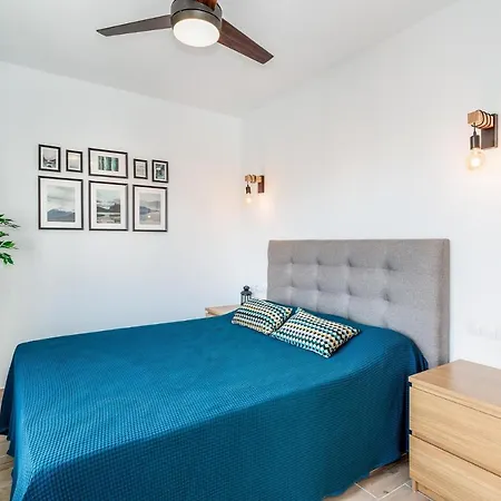 1 Bedroom Sea View In Center Of Marbella! Апартаменты