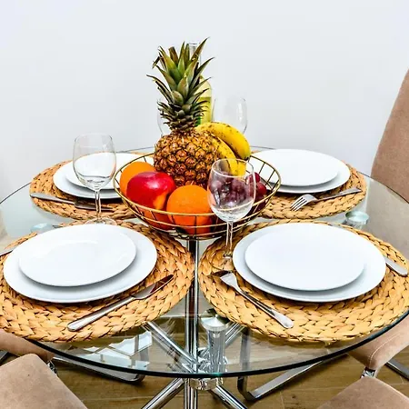 Apartment 1 Bedroom Sea View In Center Of Marbella!