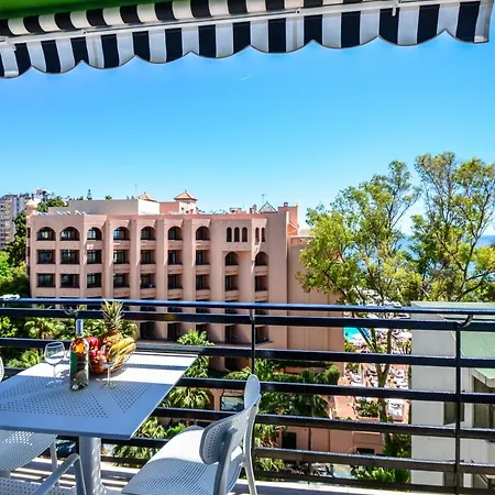 1 Bedroom Sea View In Center Of Marbella! Apartment *